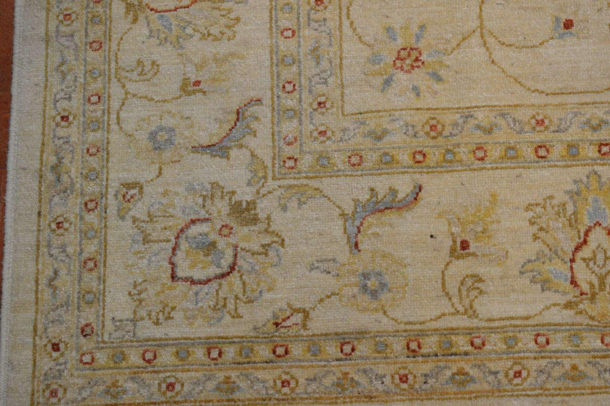 8' 1" x 9' 7" Pakistan Peshawar Rug image 6