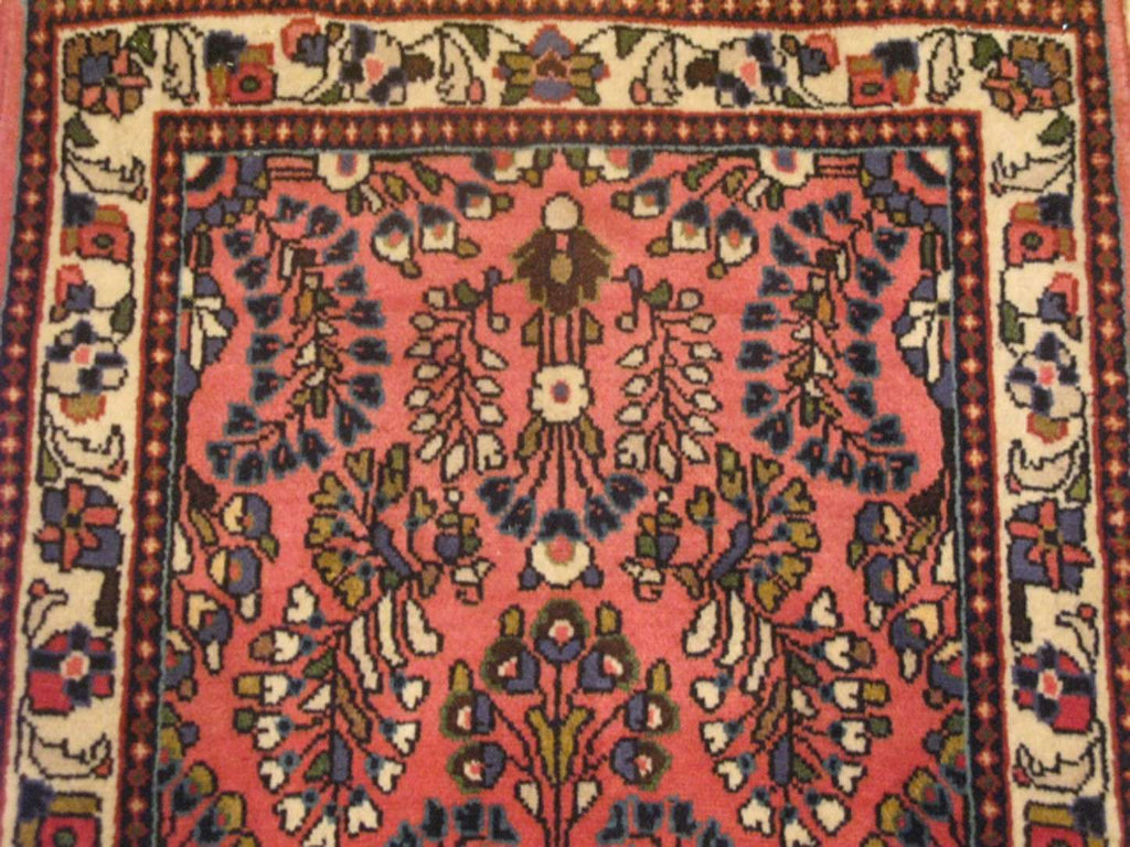 2' 2" x 4' 6" Persian Sarouk Rug image 7
