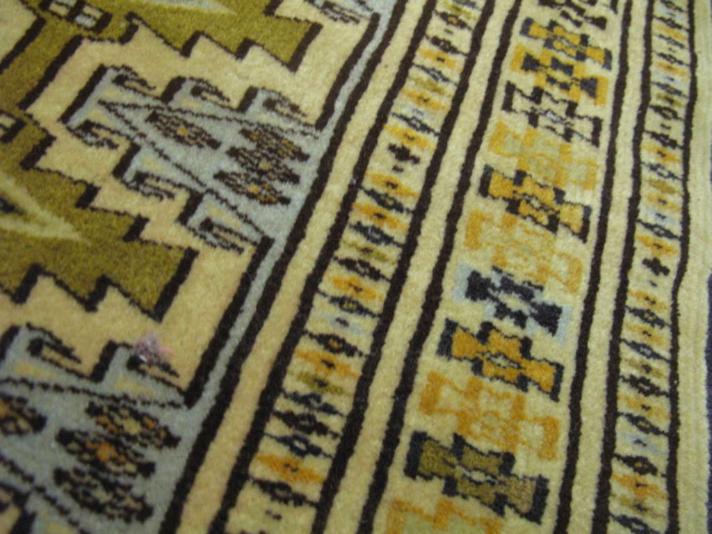 1' 8" x 2' 2" Persian Turkmen Rug image 6
