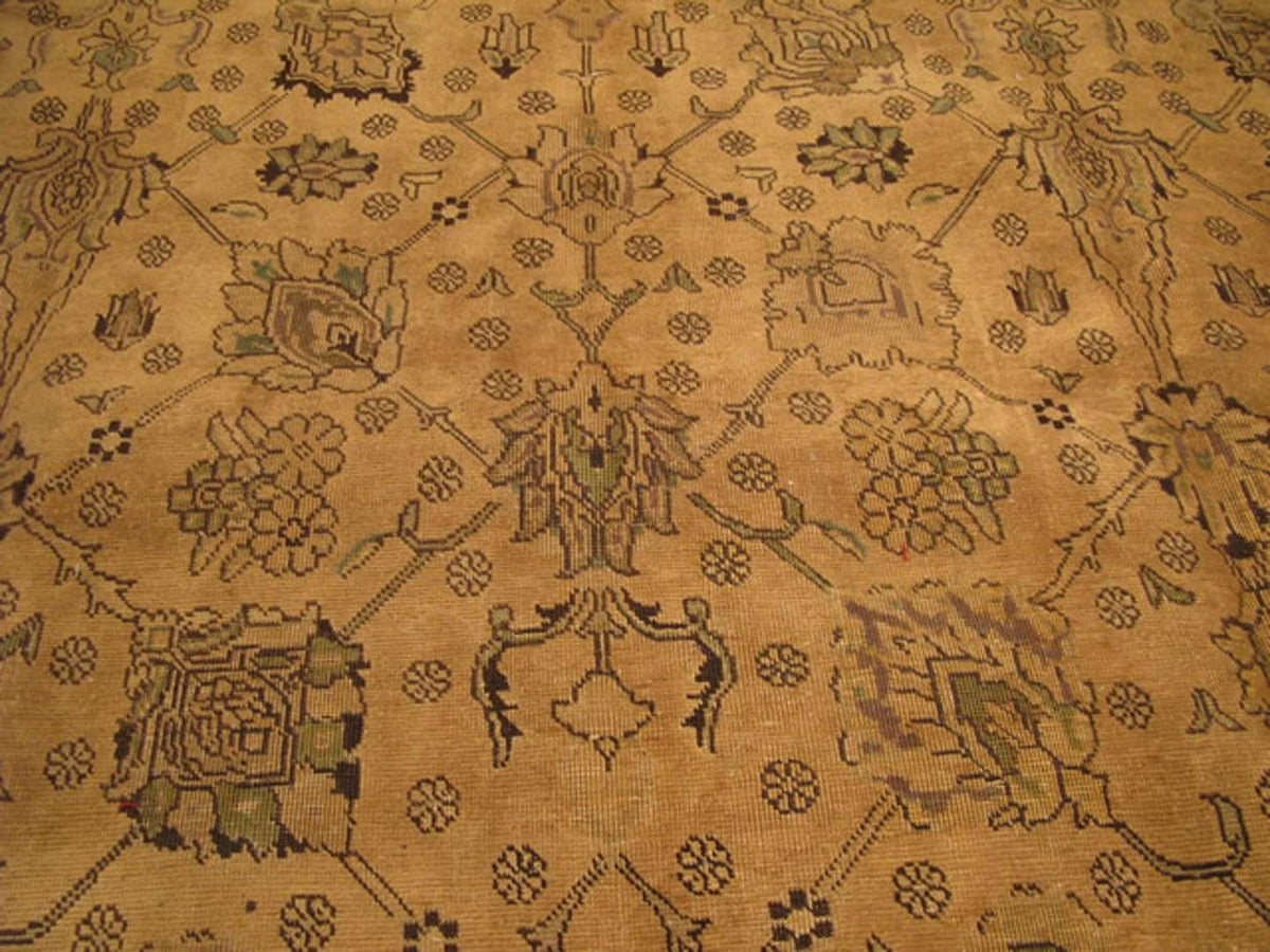 10' 0" x 11' 5" Persian Tebriz Rug image 4