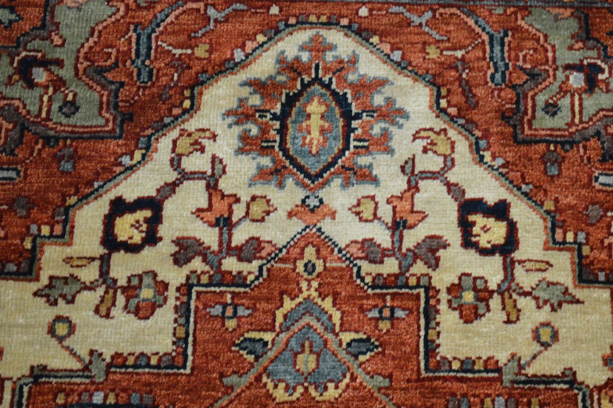 3' 10" x 6' 0" Pakistan Serapi Rug image 5