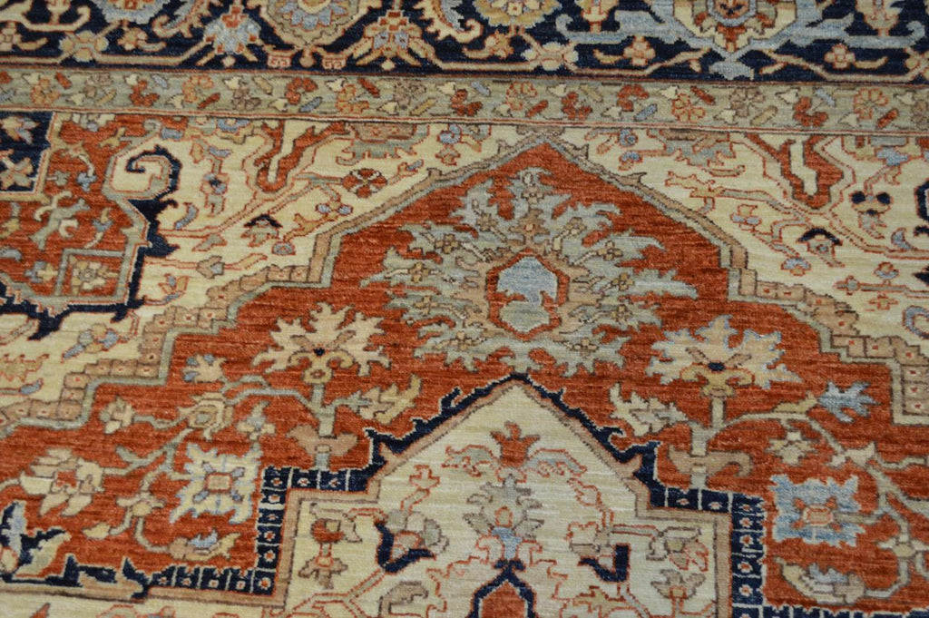 8' 0" x 9' 8" Pakistan Serapi Rug image 4