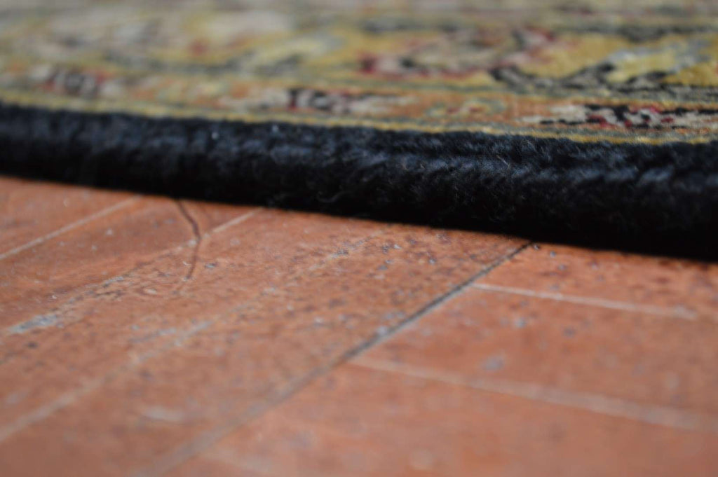 8' 0" x 10' 0" India Agra Rug image 10