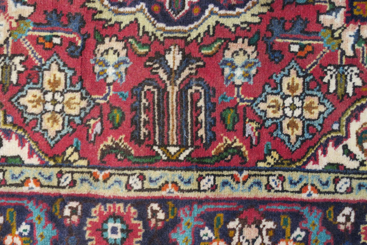 3'4'' x 4'9'' Persian Tabriz Rug image 2