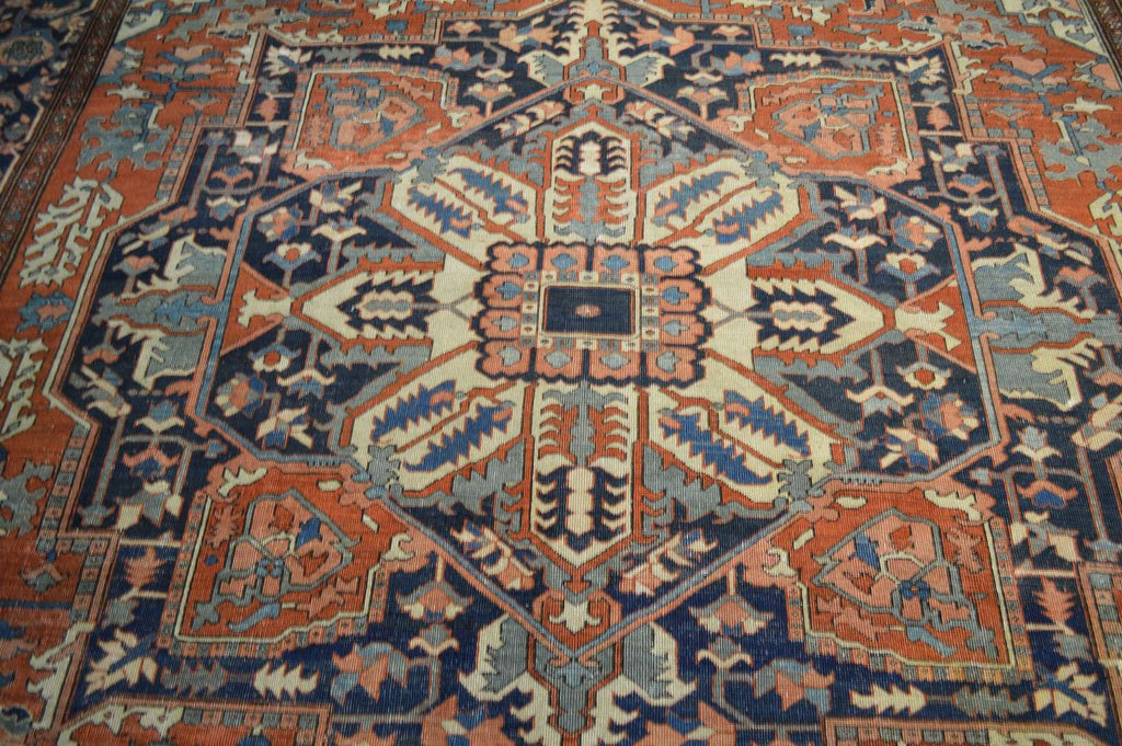 10' 0" x 11' 6" Persian Serapi Rug image 6