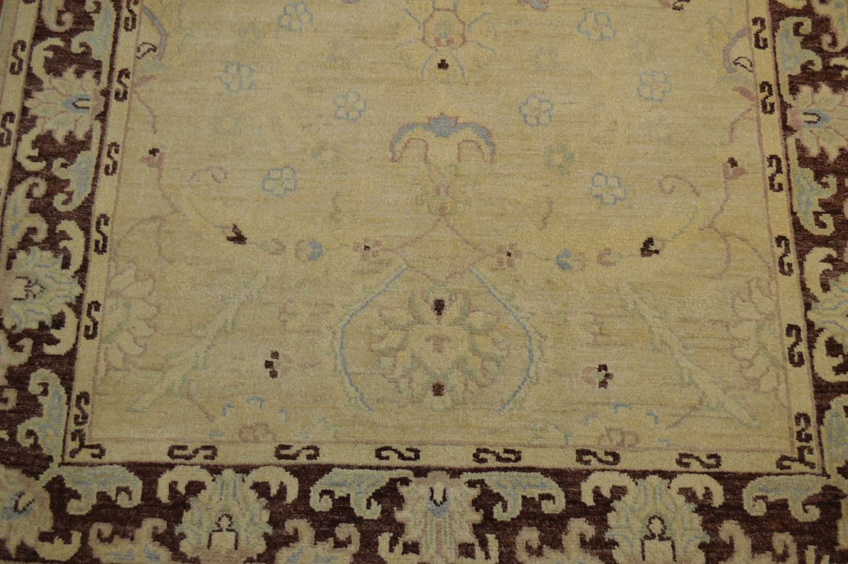 4' 0" x 6' 0" Pakistan Peshawar Rug image 4
