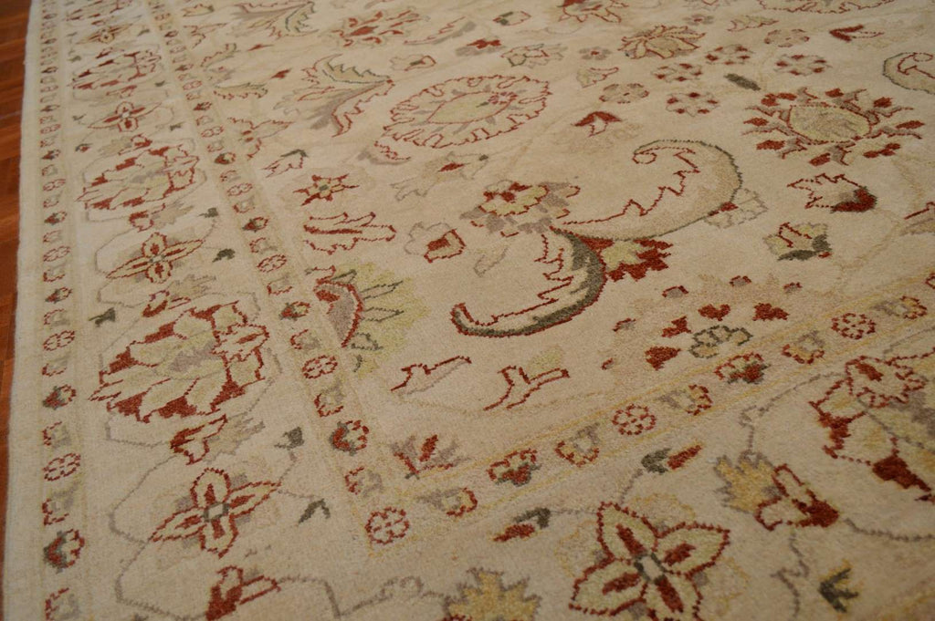 6' 0" x 9' 2" Pakistan Peshawar Rug image 7