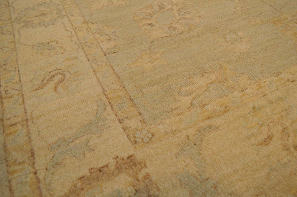 5' 1" x 6' 9" Pakistan Peshawar Rug image 7