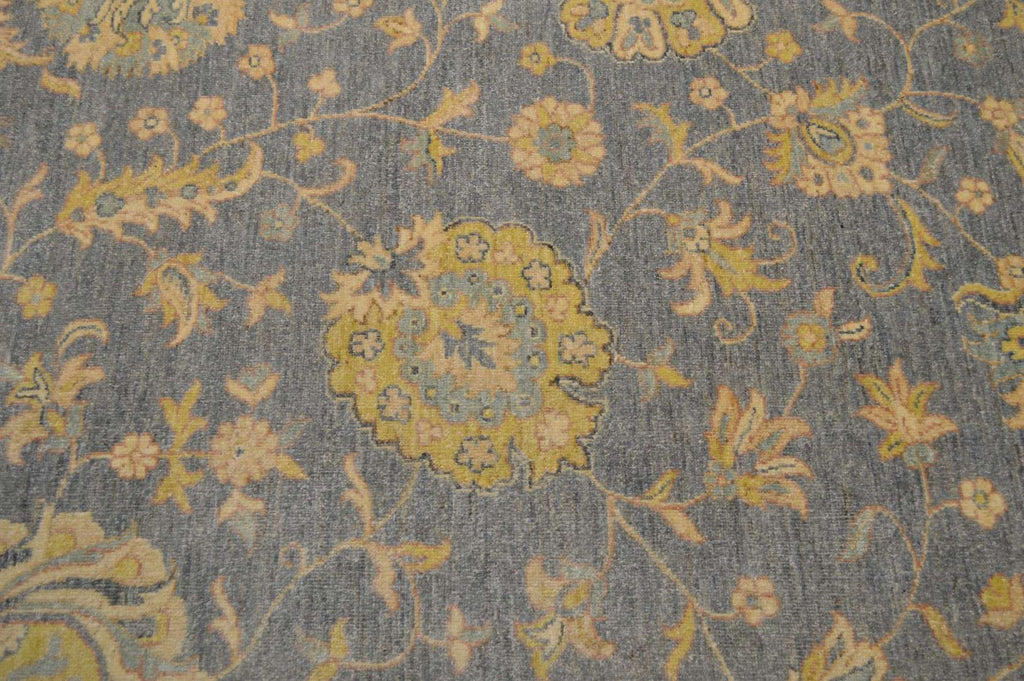 9' 1" x 12' 2" Pakistan Peshawar Rug image 8
