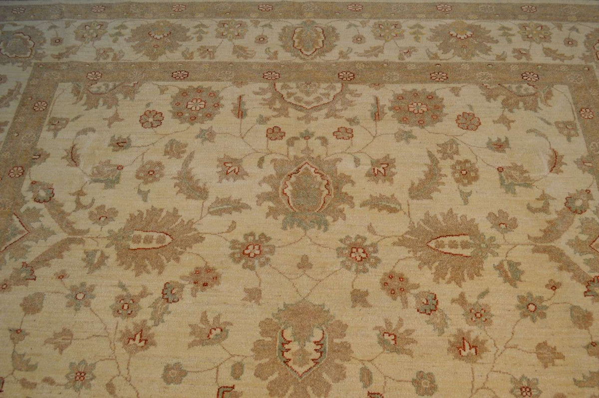 8' 0" x 9' 10" Pakistan Peshawar Rug image 7