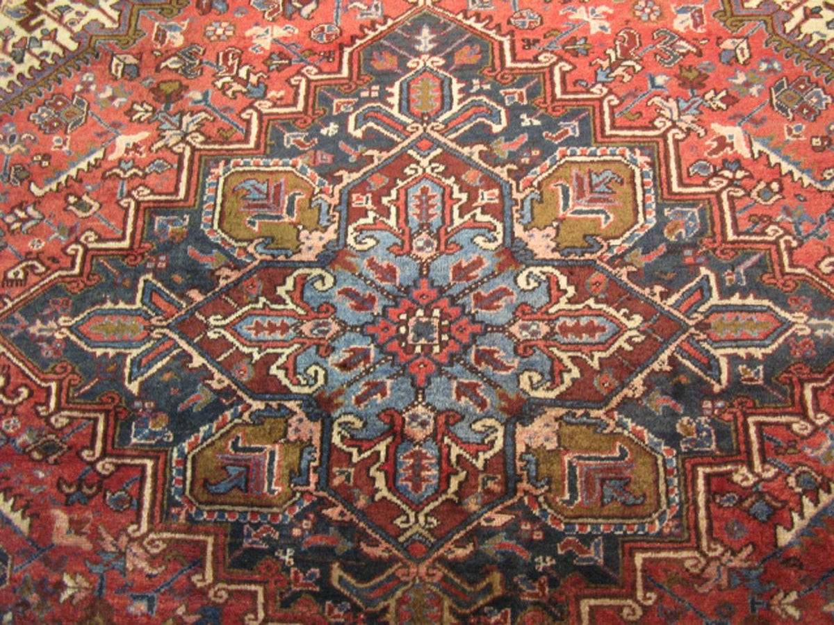 7' 1" x 10' 0" Persian Heriz Rug image 6