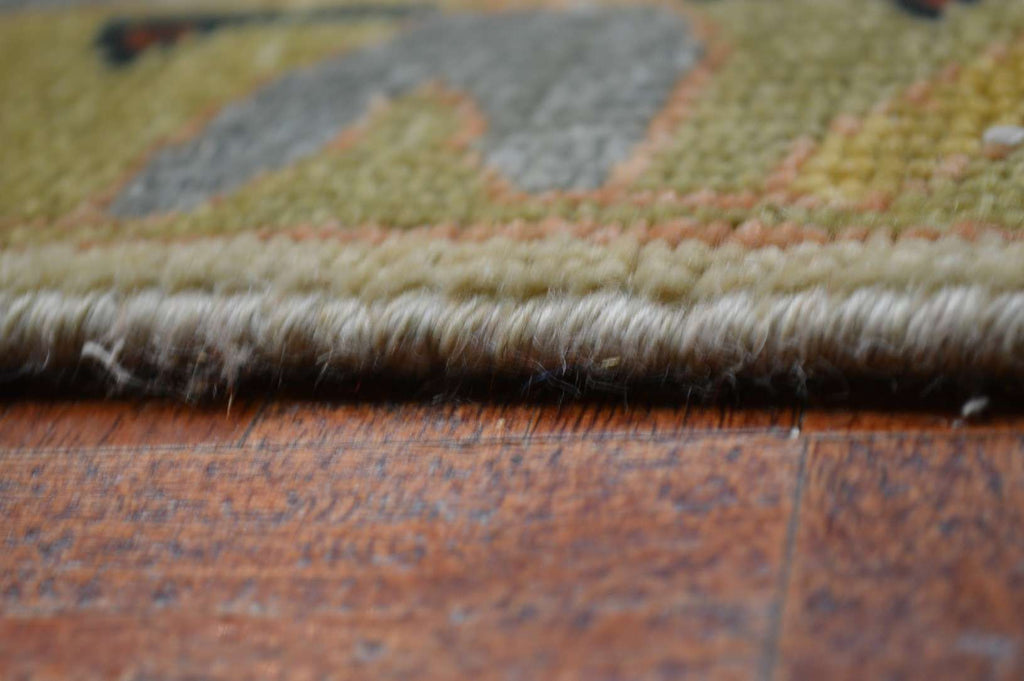 10' 0" x 13' 10" India Mahal Rug image 3