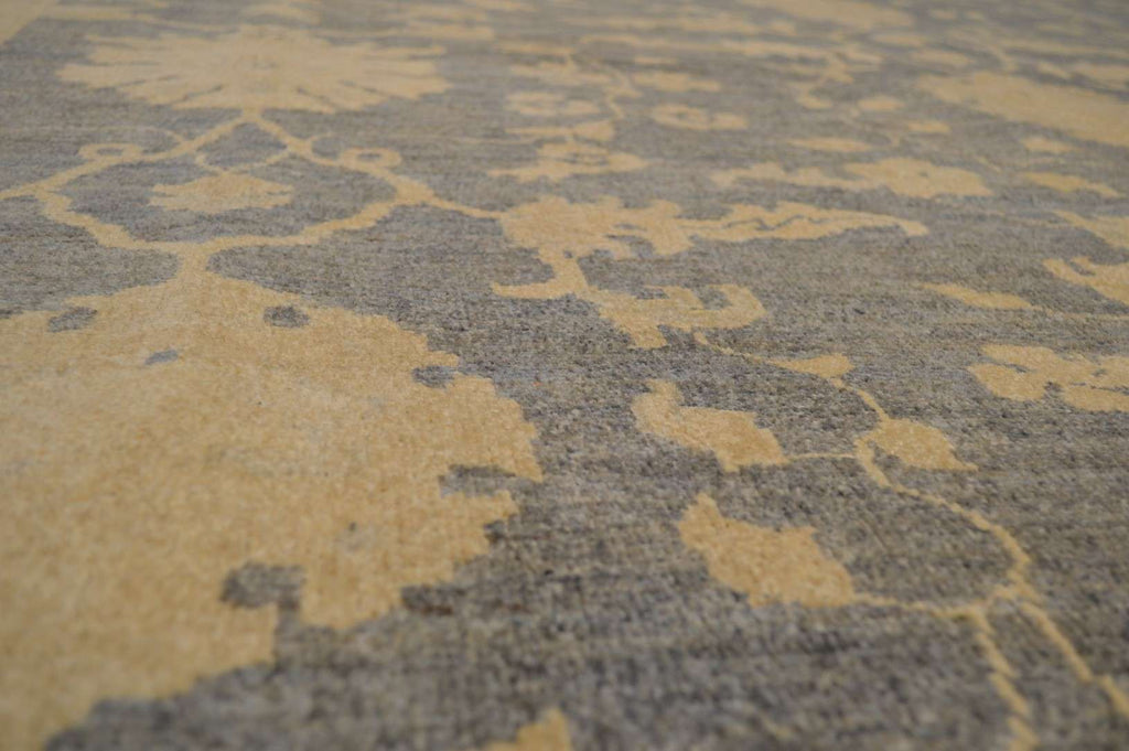 8' 2" x 9' 7" Pakistan Peshawar Rug image 9
