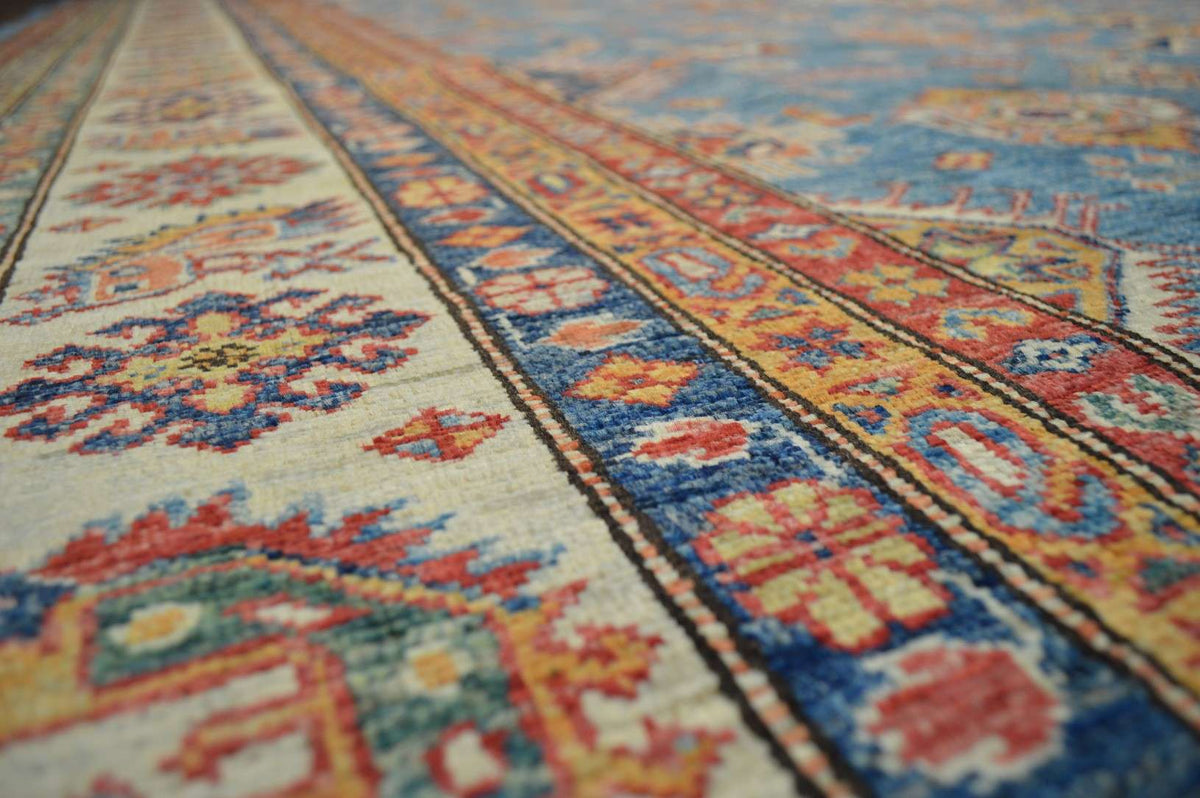 8' 0" x 10' 2" Pakistan Kazak Rug image 6