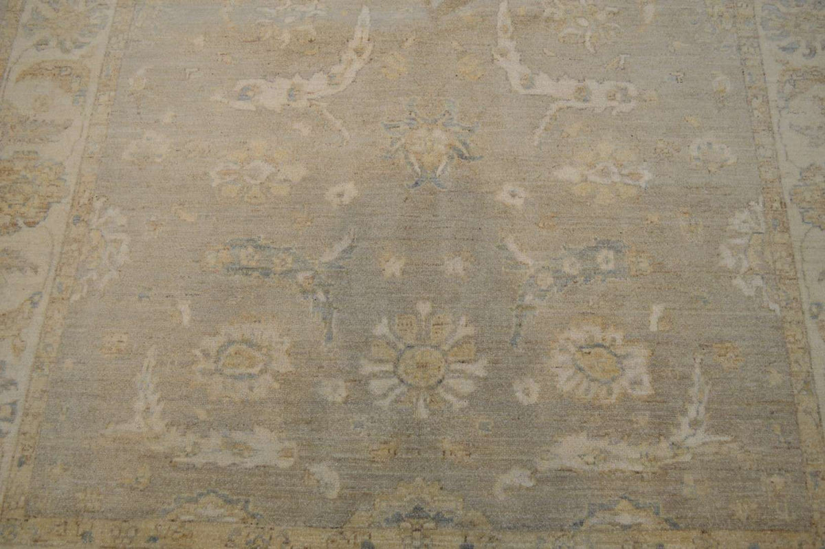 6' 0" x 8' 8" Pakistan Peshawar Rug image 9