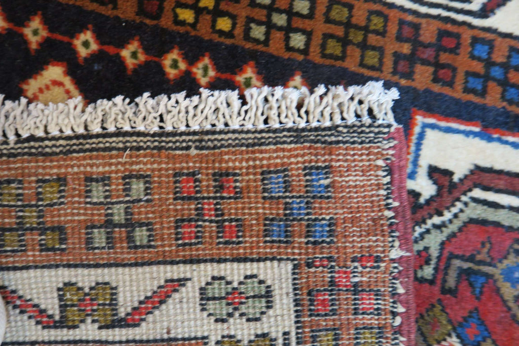 2'6'' x 9'8'' Persian Ardabil Rug image 2