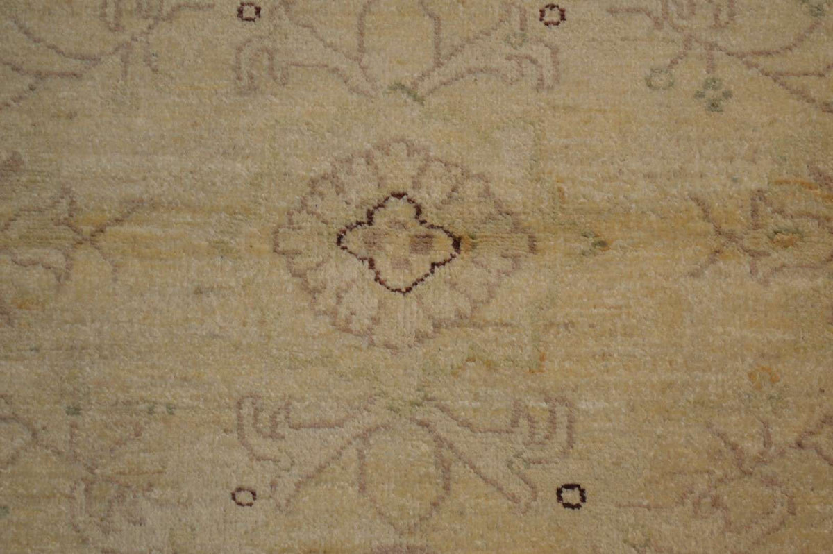 3' 0" x 4' 10" Pakistan Peshawar Rug image 5