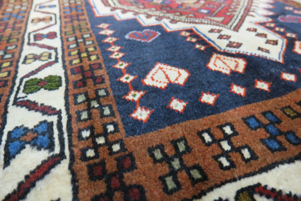 2'6'' x 9'8'' Persian Ardabil Rug image 4