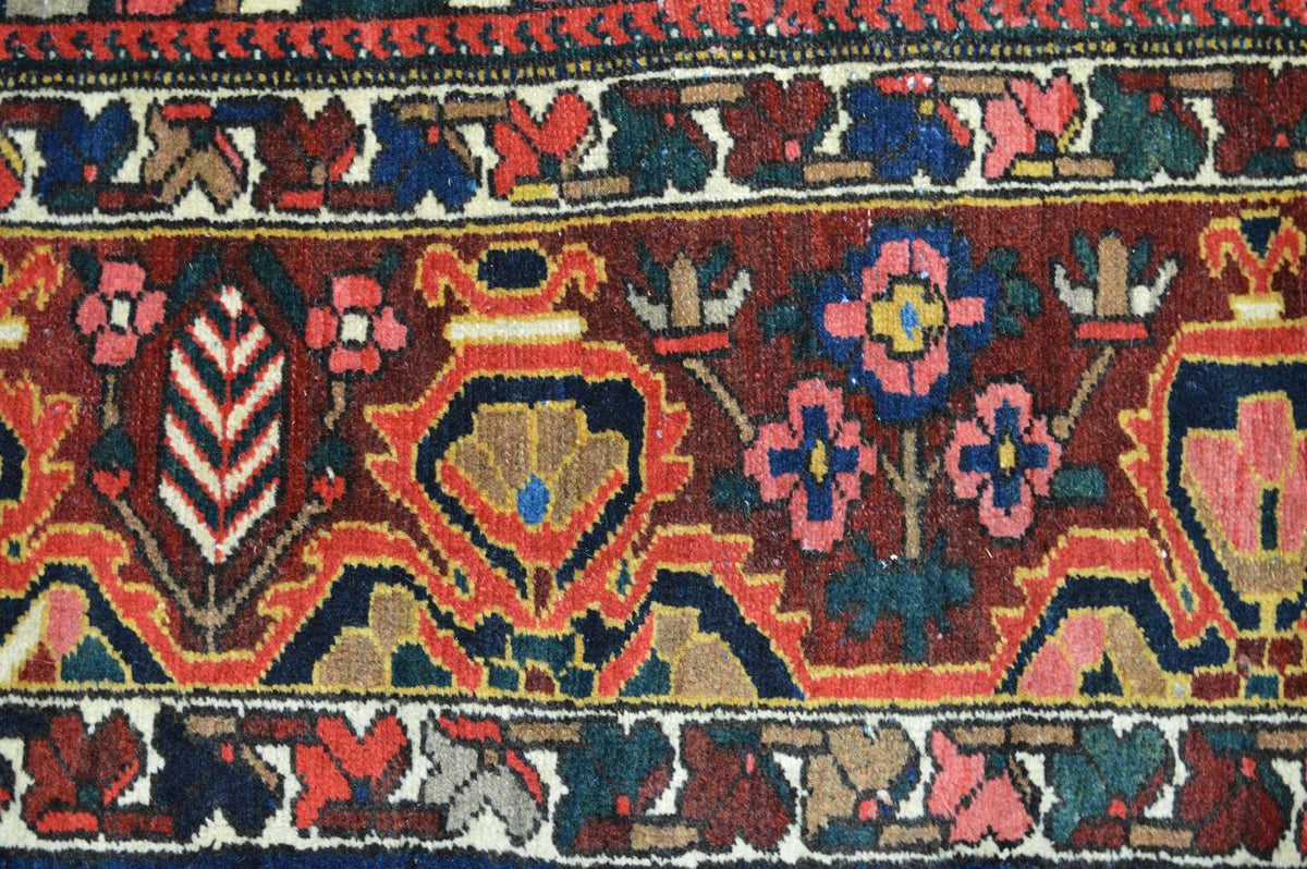 10' 8" x 12' 8" Persian Bakhtiari Rug image 6