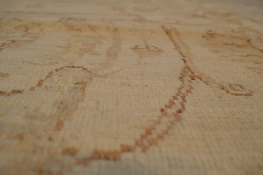 8' 0" x 9' 7" Pakistan Peshawar Rug image 3