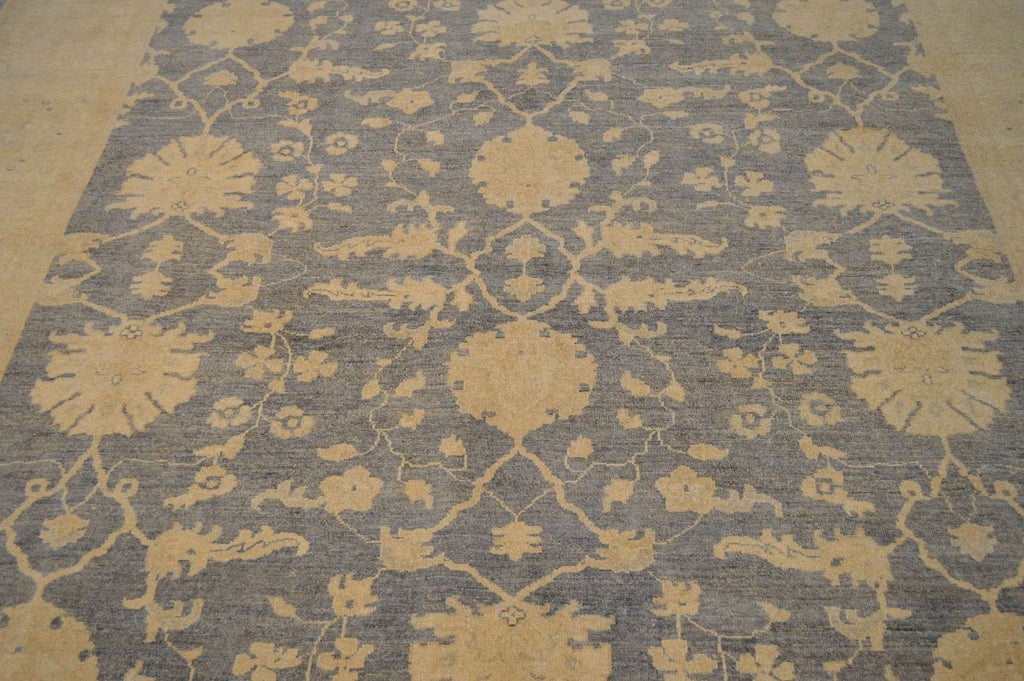 8' 2" x 9' 7" Pakistan Peshawar Rug image 8