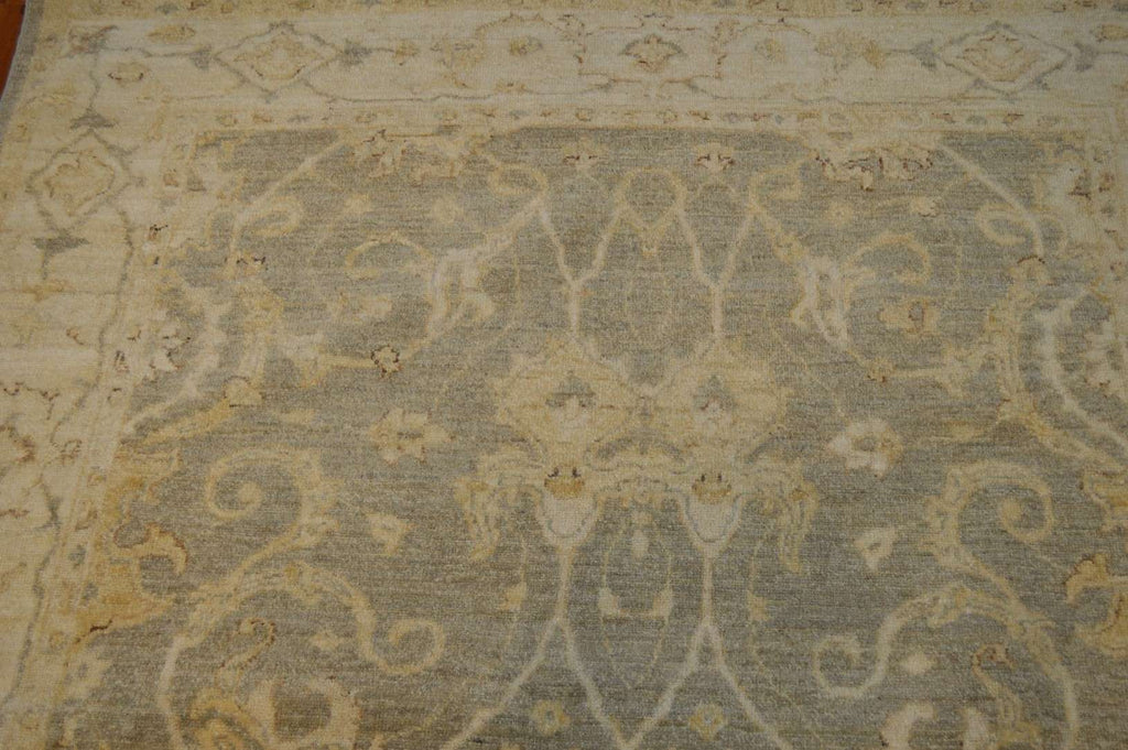 5' 0" x 6' 8" Pakistan Peshawar Rug image 5