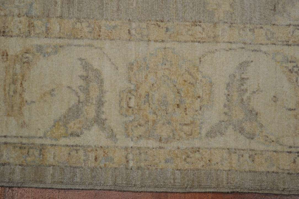 6' 0" x 8' 8" Pakistan Peshawar Rug image 12