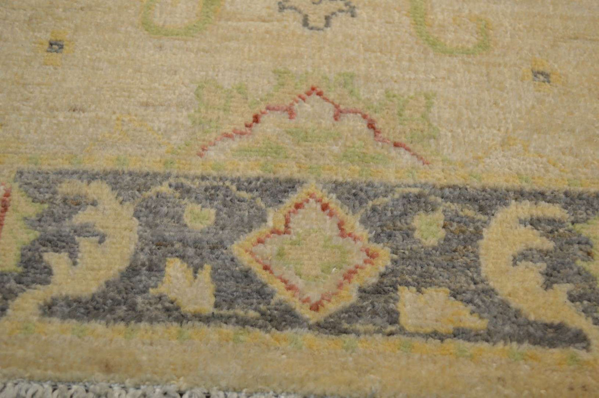 3' 0" x 4' 10" Pakistan Peshawar Rug image 7