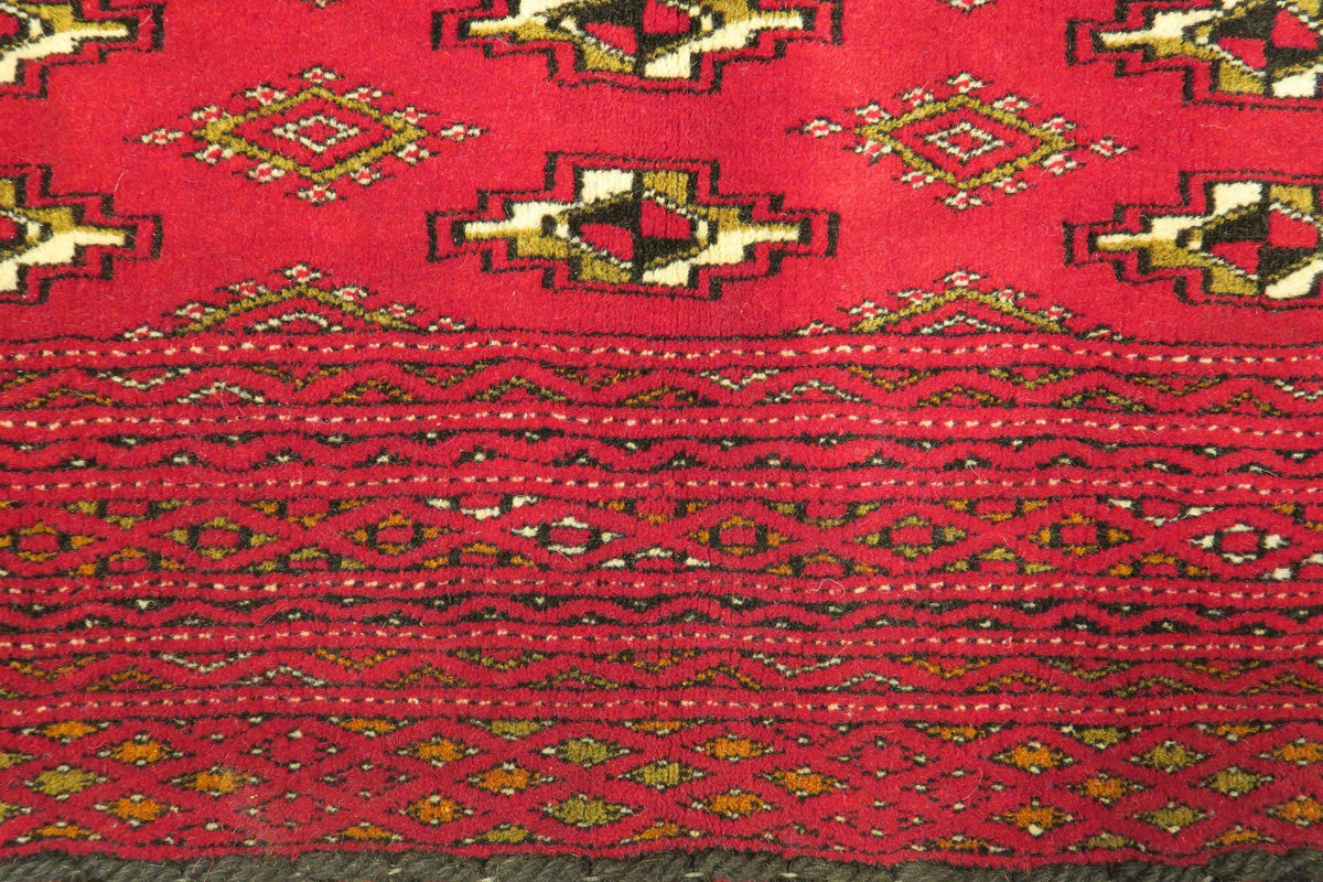 1'9'' x 4'3'' Persian Turkeman Rug image 5