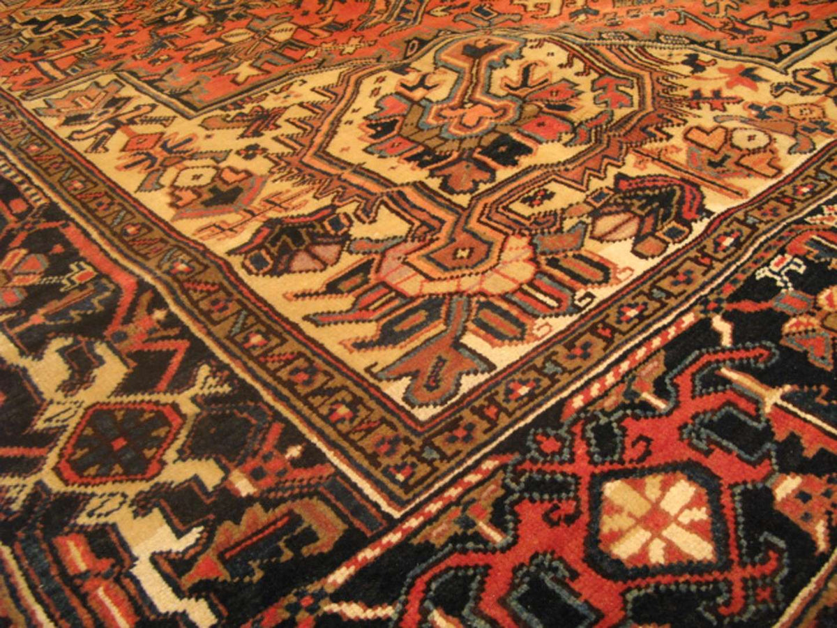 8' 9" x 11' 8" Persian Bakhshayesh Rug image 10