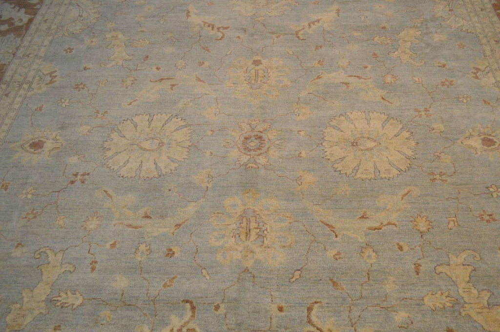 9' 10" x 13' 9" Pakistan Peshawar Rug image 8
