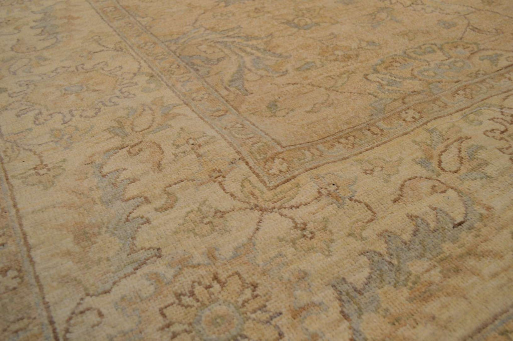8' 1" x 9' 10" Pakistan Peshawar Rug image 5