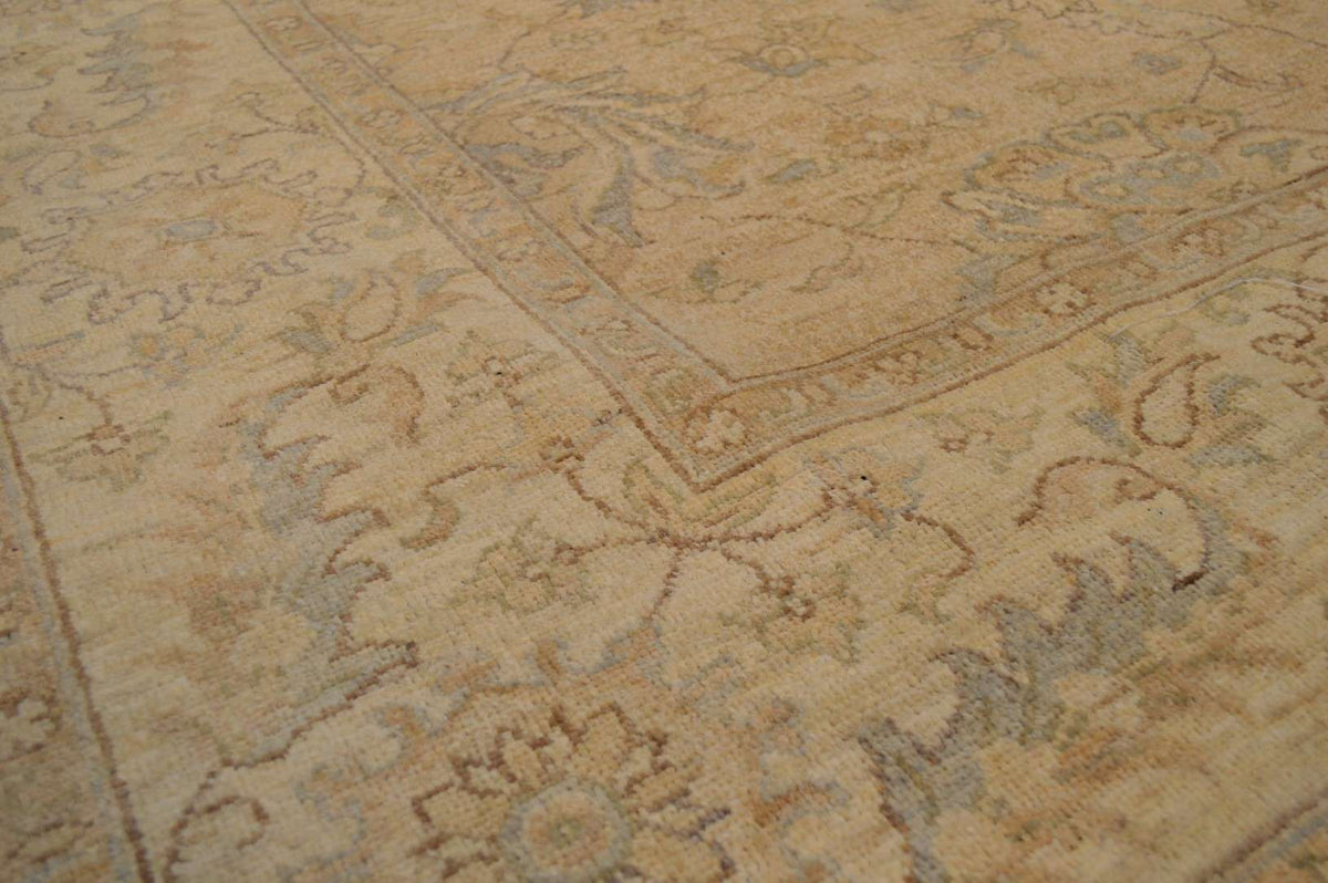 8' 1" x 9' 10" Pakistan Peshawar Rug image 5