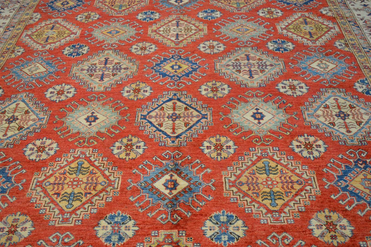9' 0" x 12' 3" Pakistan Kazak Rug image 7