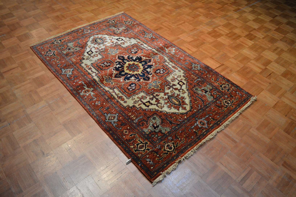 3' 10" x 6' 0" Pakistan Serapi Rug image 8