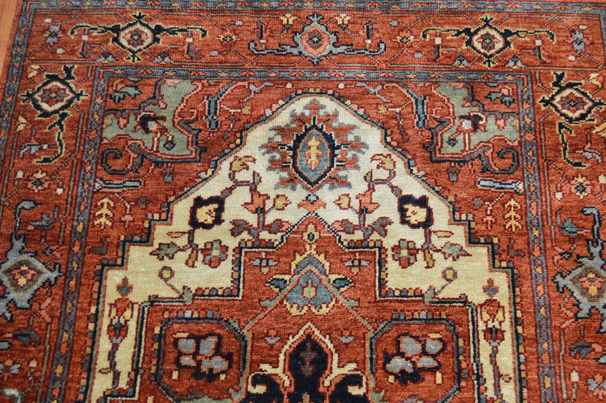 3' 10" x 6' 0" Pakistan Serapi Rug image 7