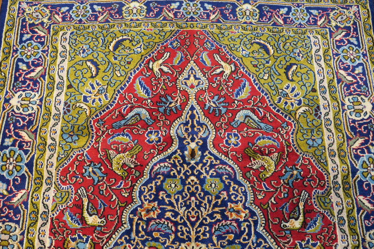 3'5'' x 5'1'' Persian Shahreza Rug image 11