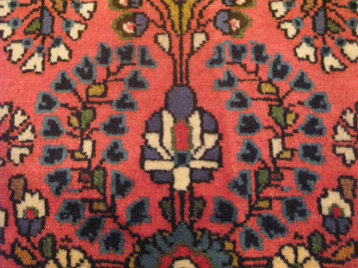 2' 2" x 4' 6" Persian Sarouk Rug image 3