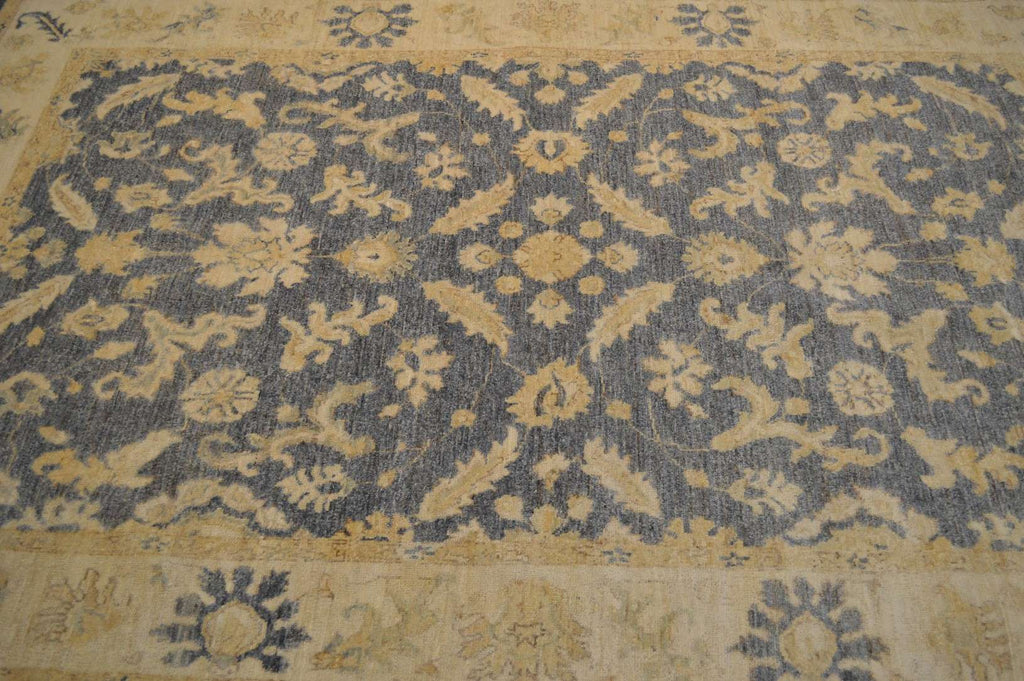 5' 9" x 8' 7" Pakistan Peshawar Rug image 7