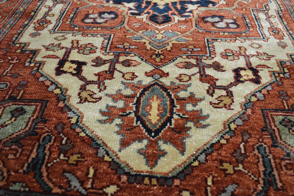 3' 10" x 6' 0" Pakistan Serapi Rug image 4