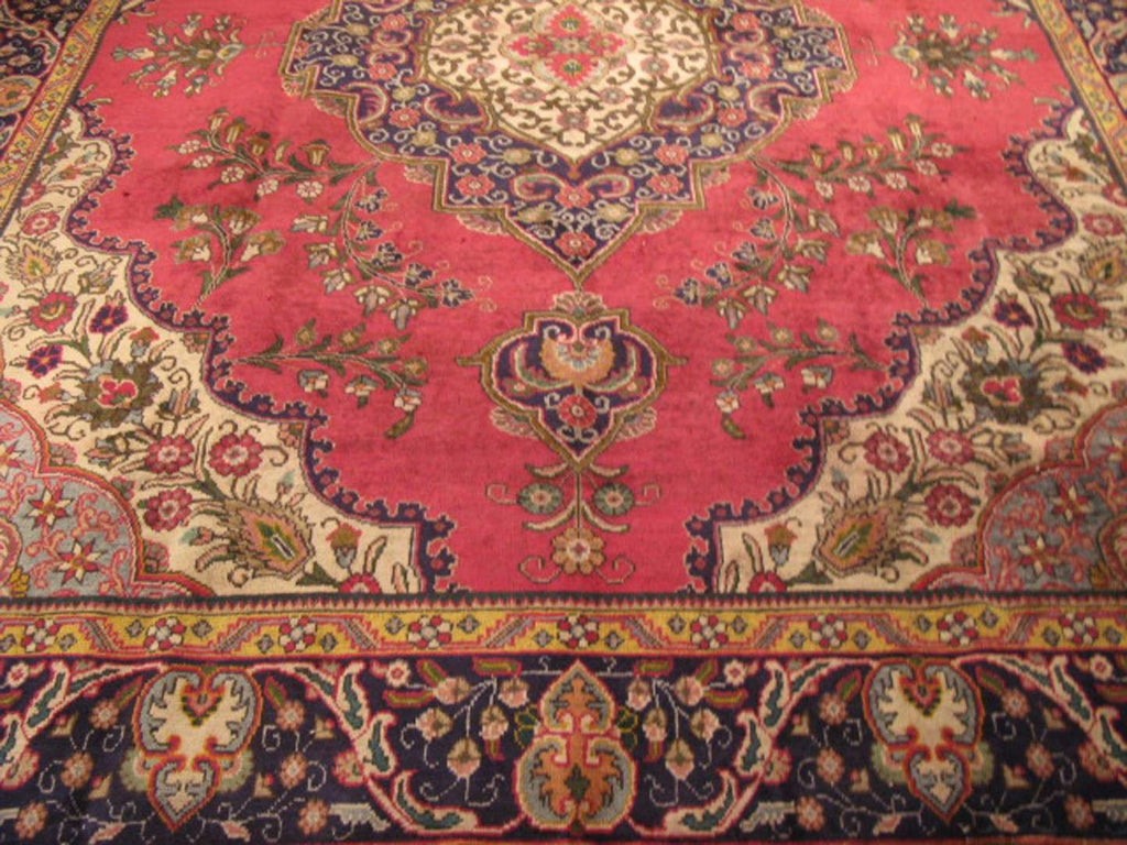 10' 0" x 12' 9" Persian Tebriz Rug image 5