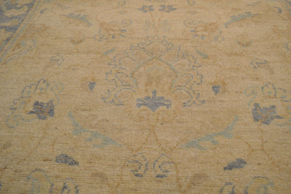 3' 9" x 6' 1" Pakistan Peshawar Rug image 5