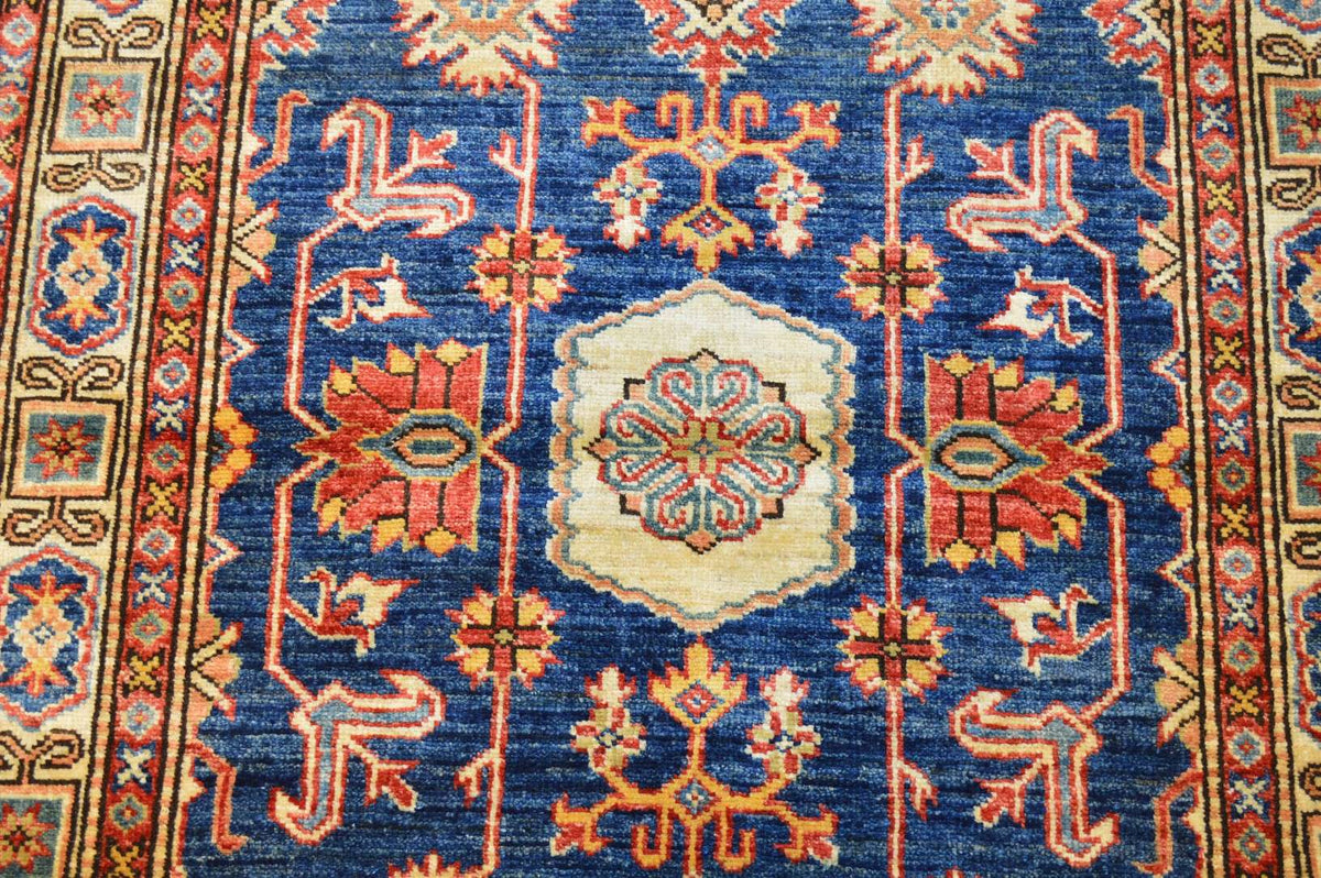 3' 5" x 5' 6" Pakistan Kazak Rug image 8
