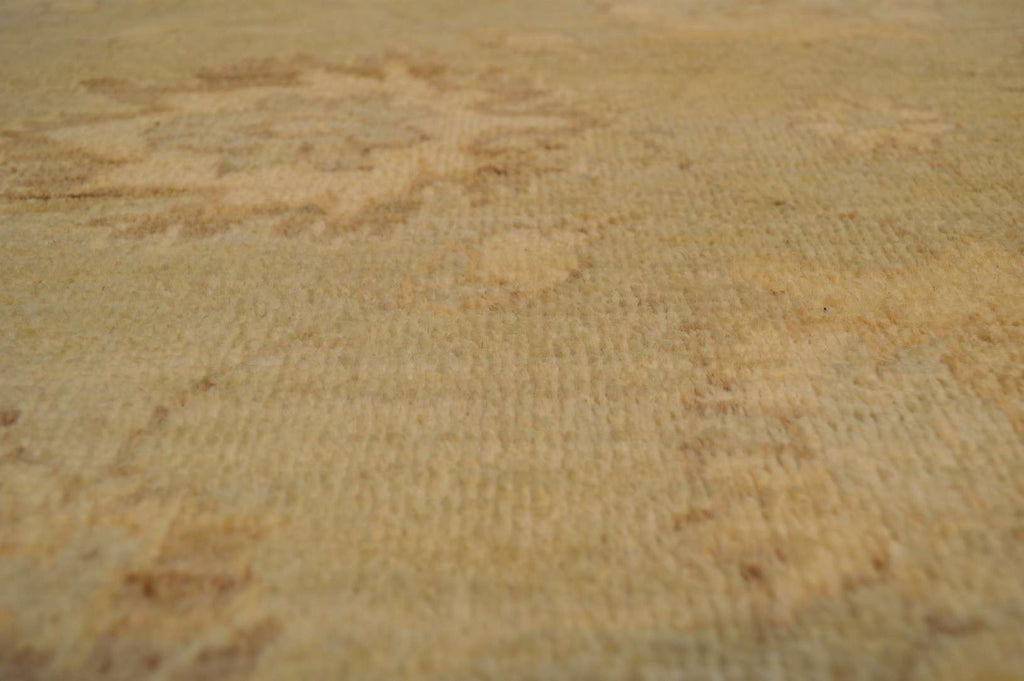 5' 1" x 6' 9" Pakistan Peshawar Rug image 4
