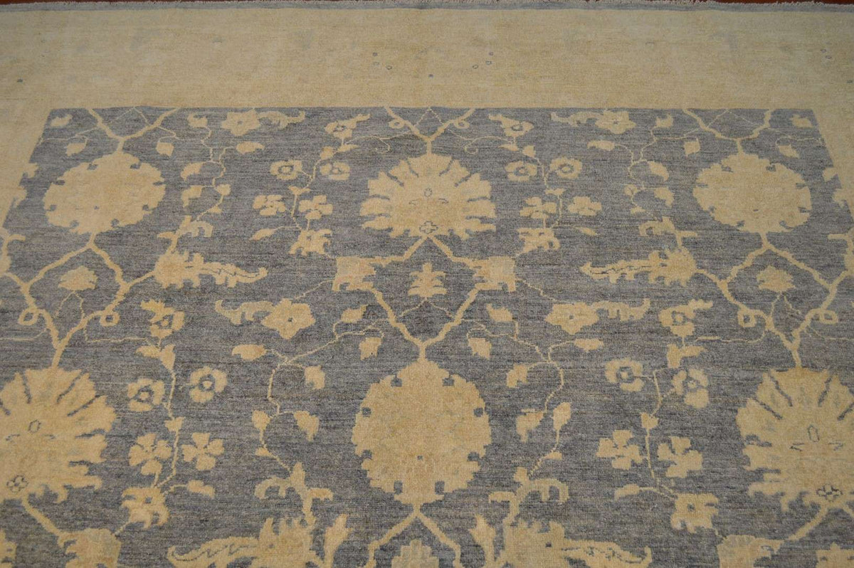 8' 2" x 9' 7" Pakistan Peshawar Rug image 3