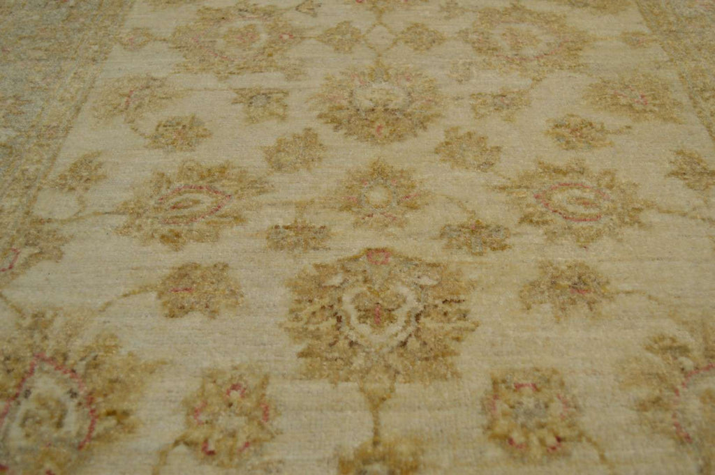 3' 1" x 5' 0" Pakistan Peshawar Rug image 3