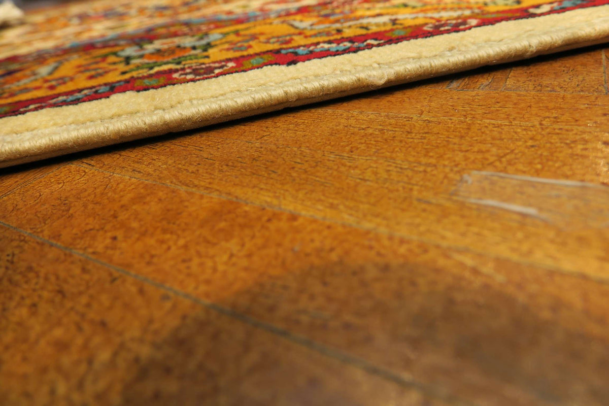 3'2'' x 4'7'' Persian Tabriz Rug