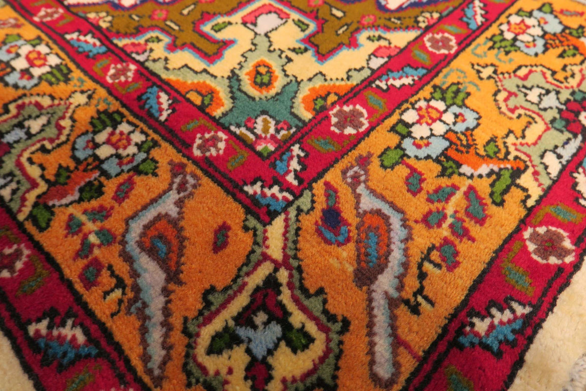 3'2'' x 4'7'' Persian Tabriz Rug