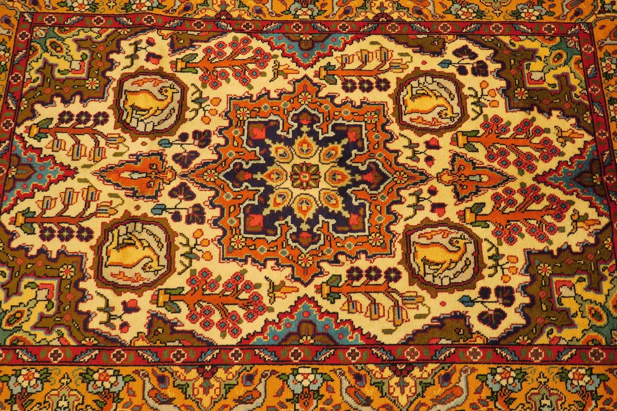 3'2'' x 4'7'' Persian Tabriz Rug