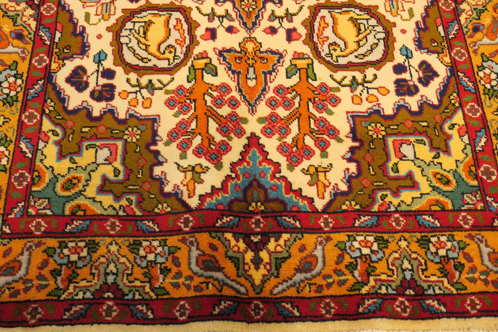 3'2'' x 4'7'' Persian Tabriz Rug